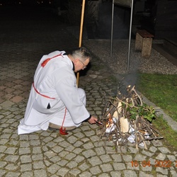  WIGILIA PASCHALNA – ZMARTWYCHWSTANIE PAŃSKIE